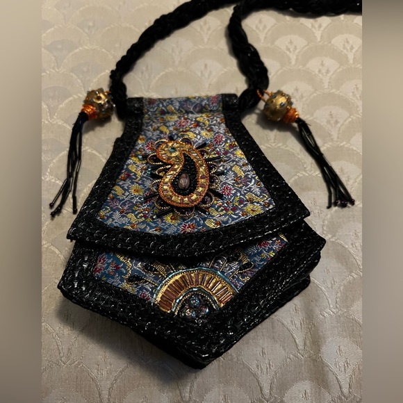Pre-Owned Mary Frances Beaded Purse - Picture 1 of 10
